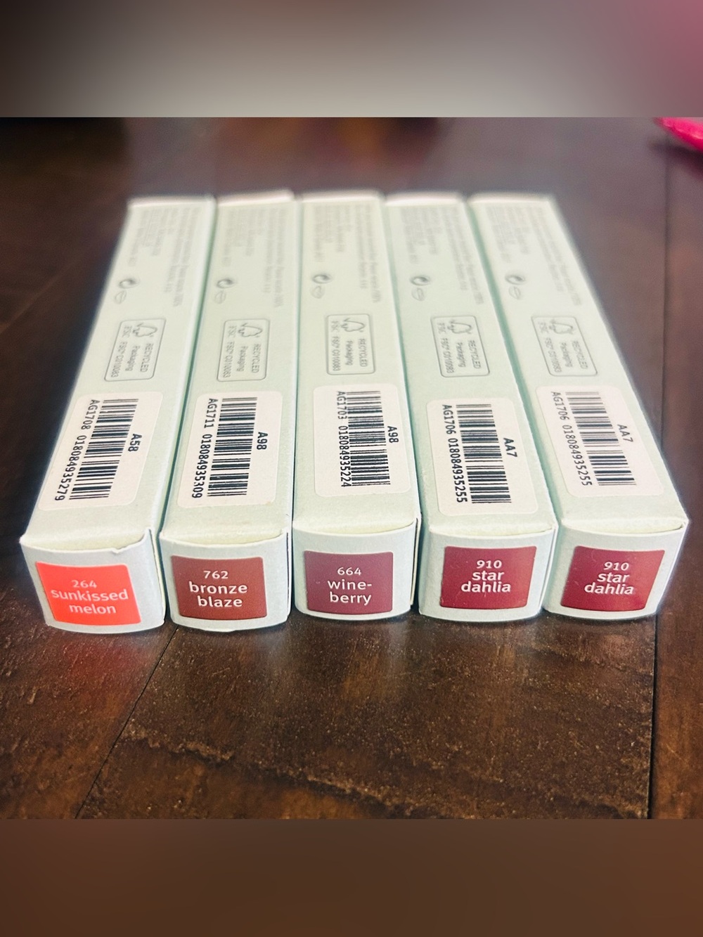 AVEDA Nourish-Mint Rehydrating Lip Glaze Lip Gloss Discontinued